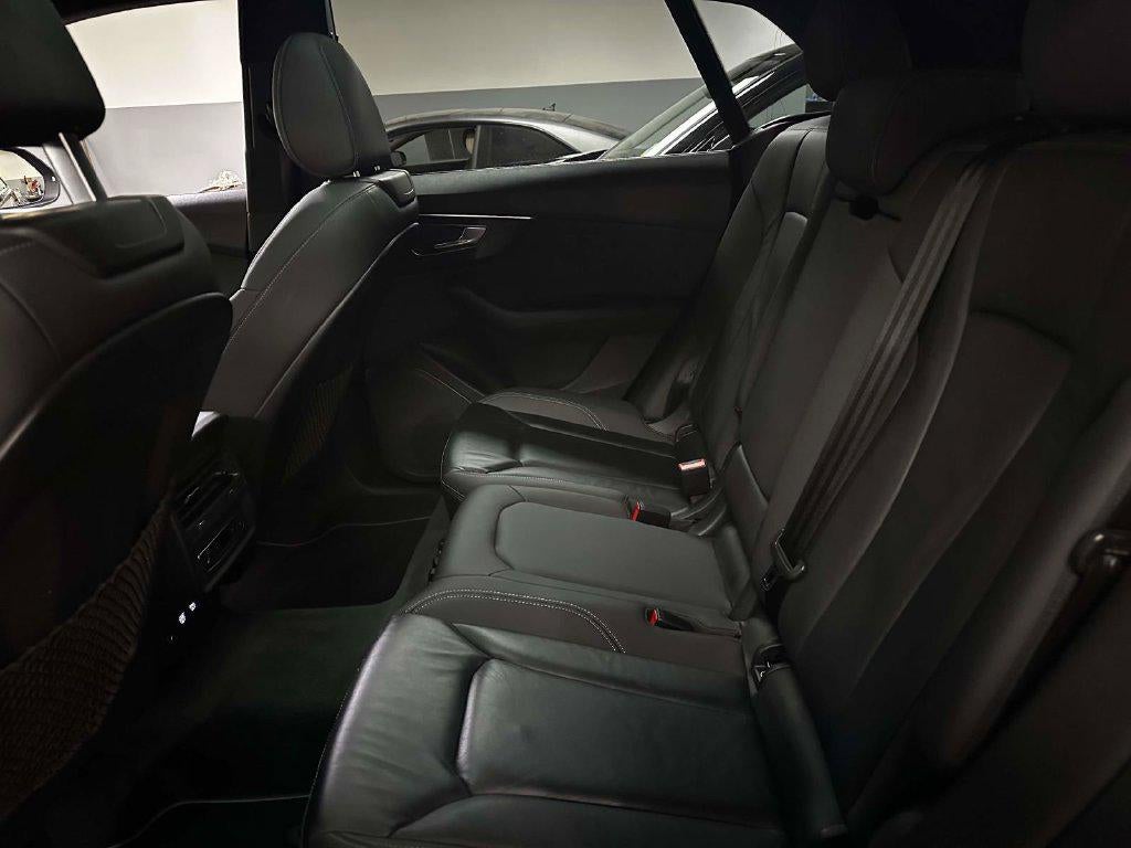 2019 Audi Q8 55 Premium