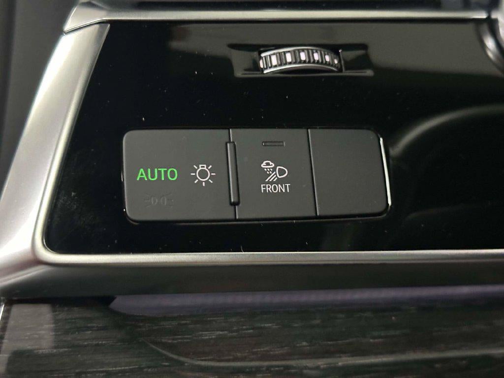 2019 Audi Q8 55 Premium