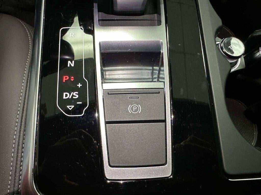 2019 Audi Q8 55 Premium