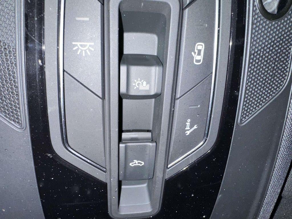 2025 Audi Q8 Premium 55 TFSI quattro