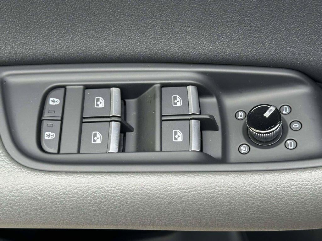 2026 Audi Q8 Premium 55 TFSI quattro Tiptronic