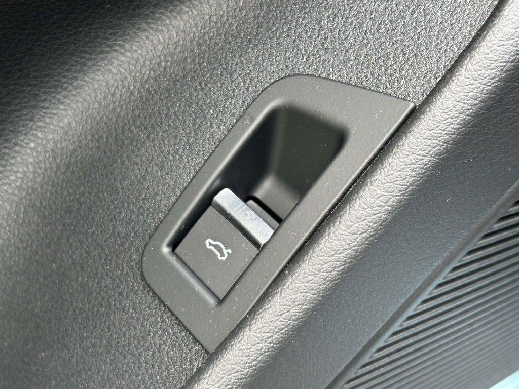 2026 Audi Q8 Premium 55 TFSI quattro Tiptronic