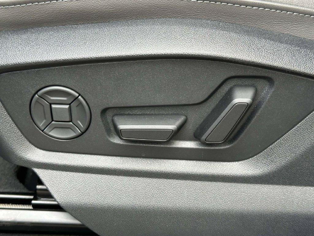 2026 Audi Q8 Premium 55 TFSI quattro Tiptronic