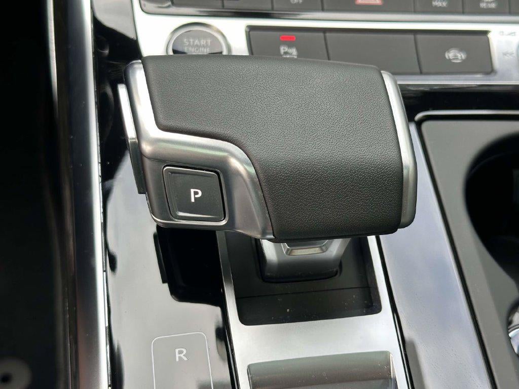2026 Audi Q8 Premium 55 TFSI quattro Tiptronic