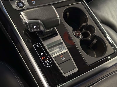 2022 Audi Q8 Premium 55 TFSI quattro Tiptronic