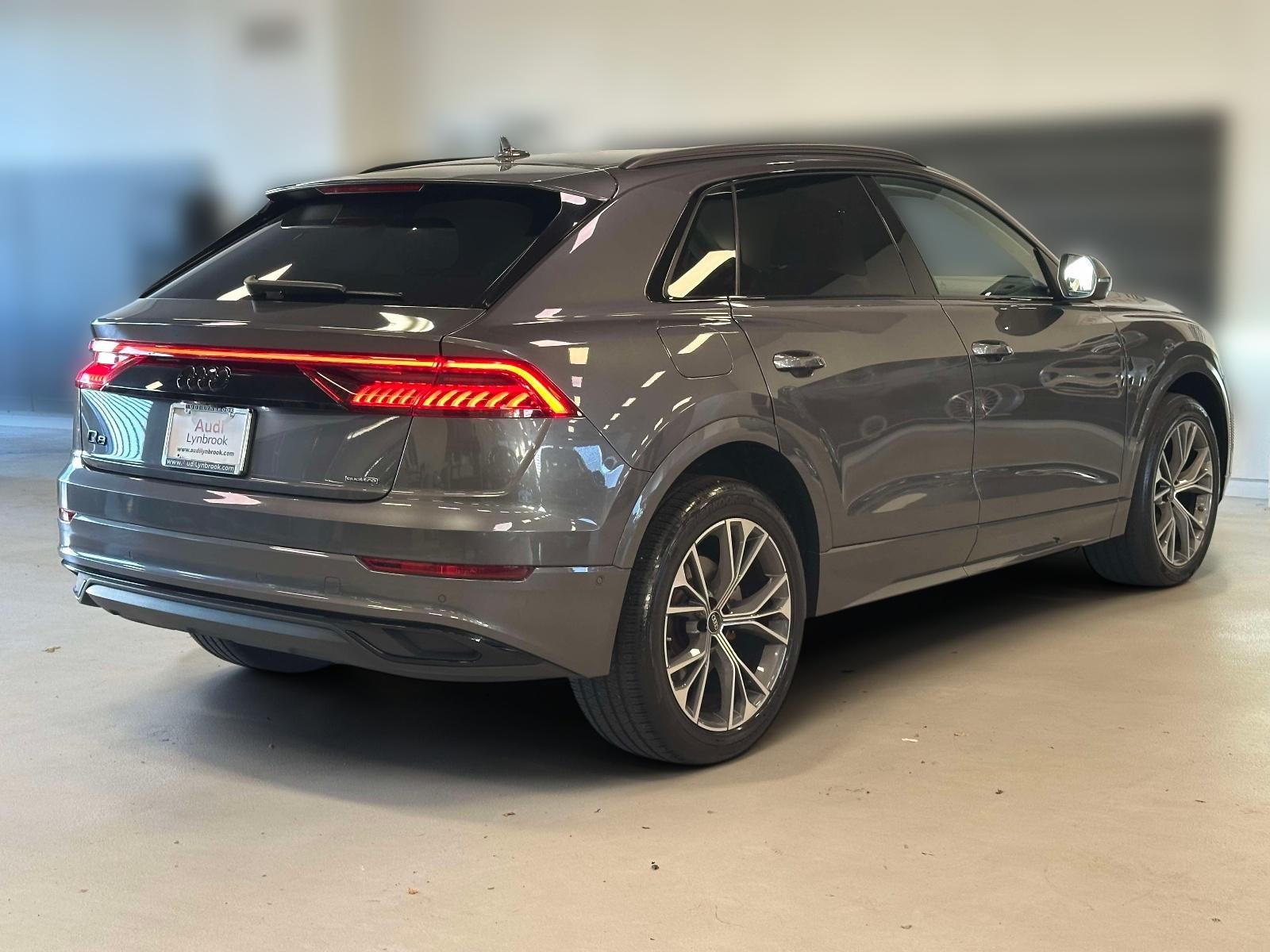 2022 Audi Q8 Premium 55 TFSI quattro Tiptronic