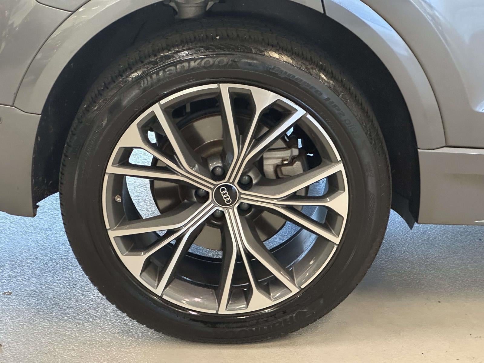 2022 Audi Q8 Premium 55 TFSI quattro Tiptronic