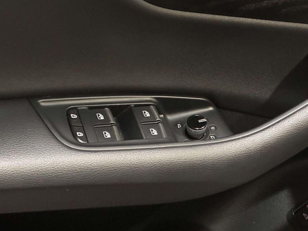 2023 Audi Q8 Premium 55 TFSI quattro Tiptronic