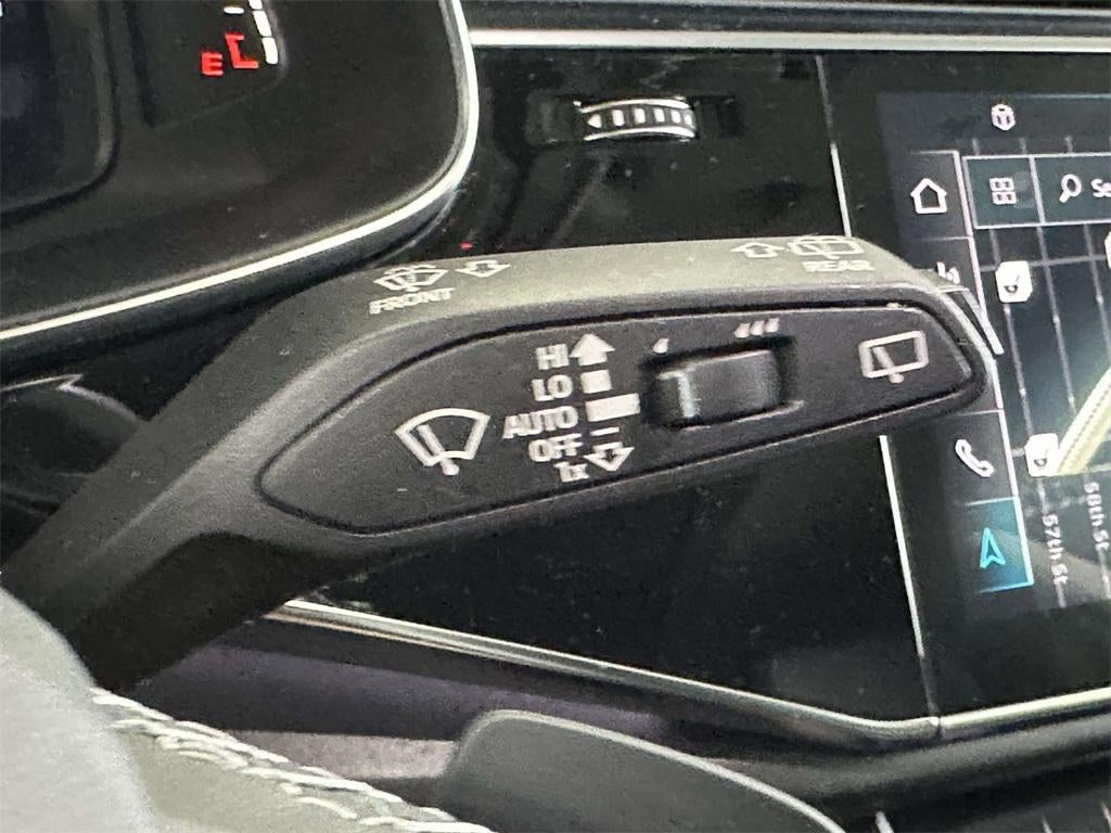 2023 Audi Q8 Premium 55 TFSI quattro Tiptronic