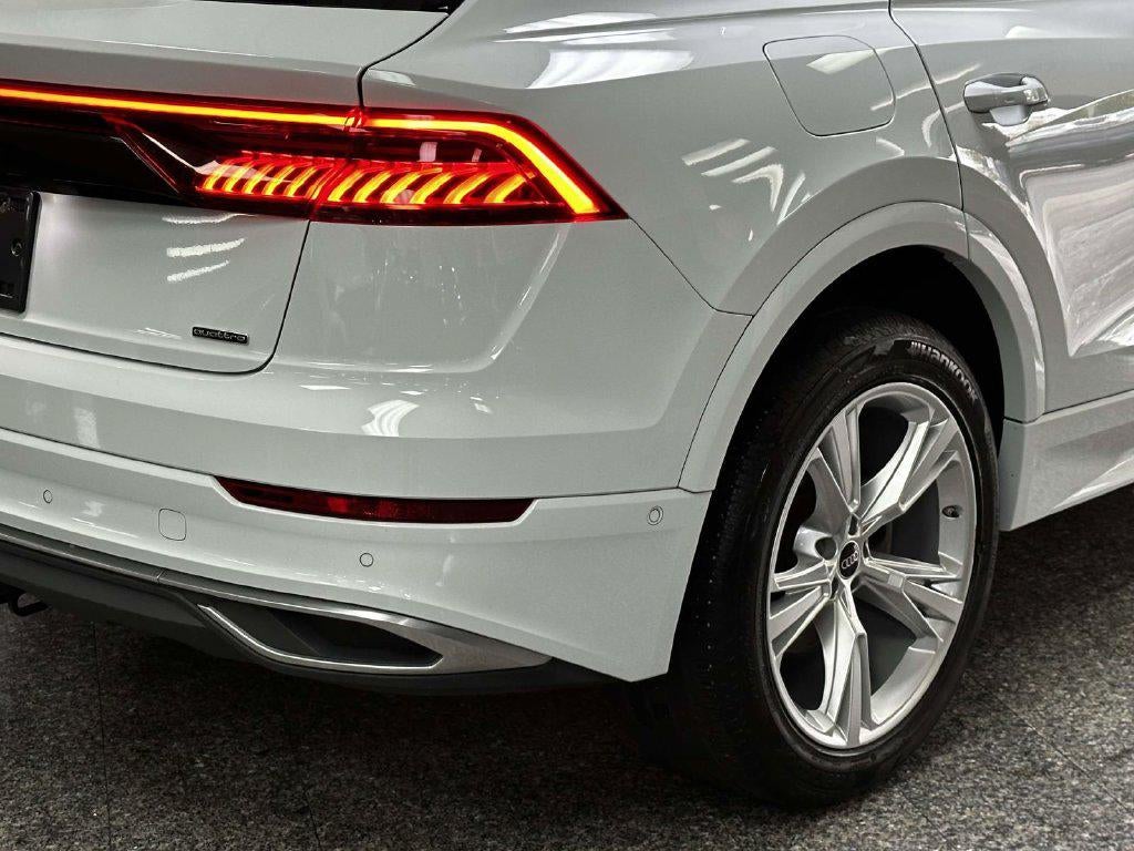 2023 Audi Q8 Premium 55 TFSI quattro Tiptronic