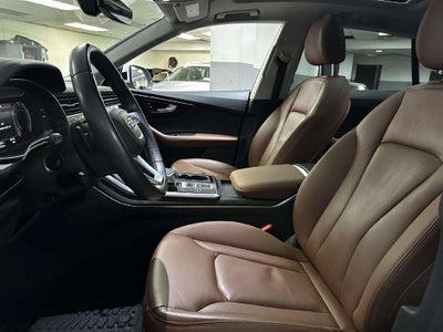 2023 Audi Q8 Premium 55 TFSI quattro Tiptronic