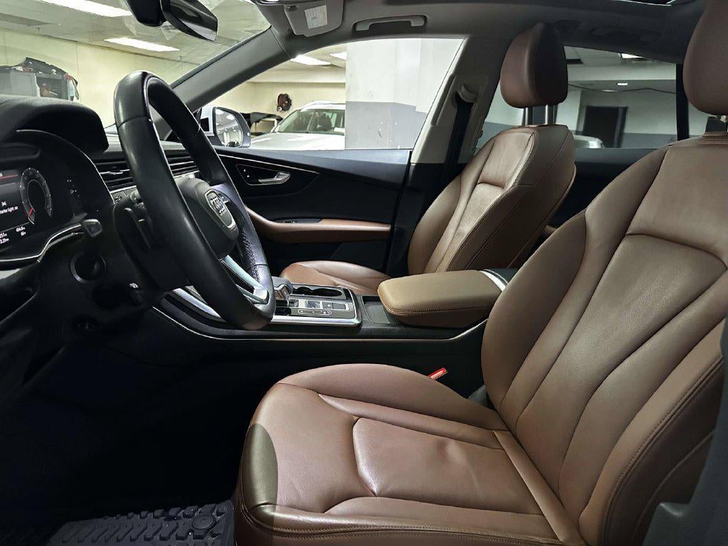 2023 Audi Q8 Premium 55 TFSI quattro Tiptronic