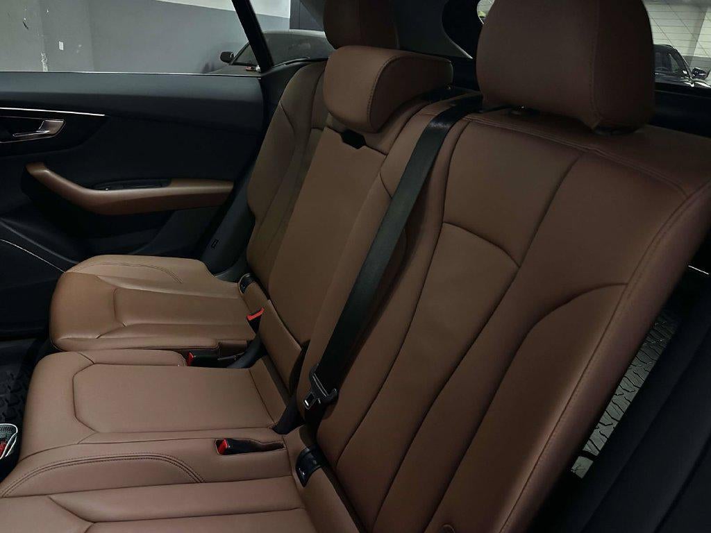 2023 Audi Q8 Premium 55 TFSI quattro Tiptronic