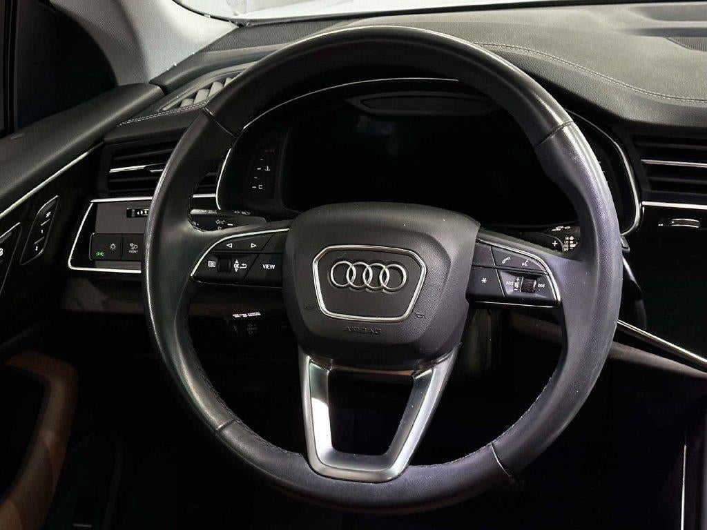 2023 Audi Q8 Premium 55 TFSI quattro Tiptronic