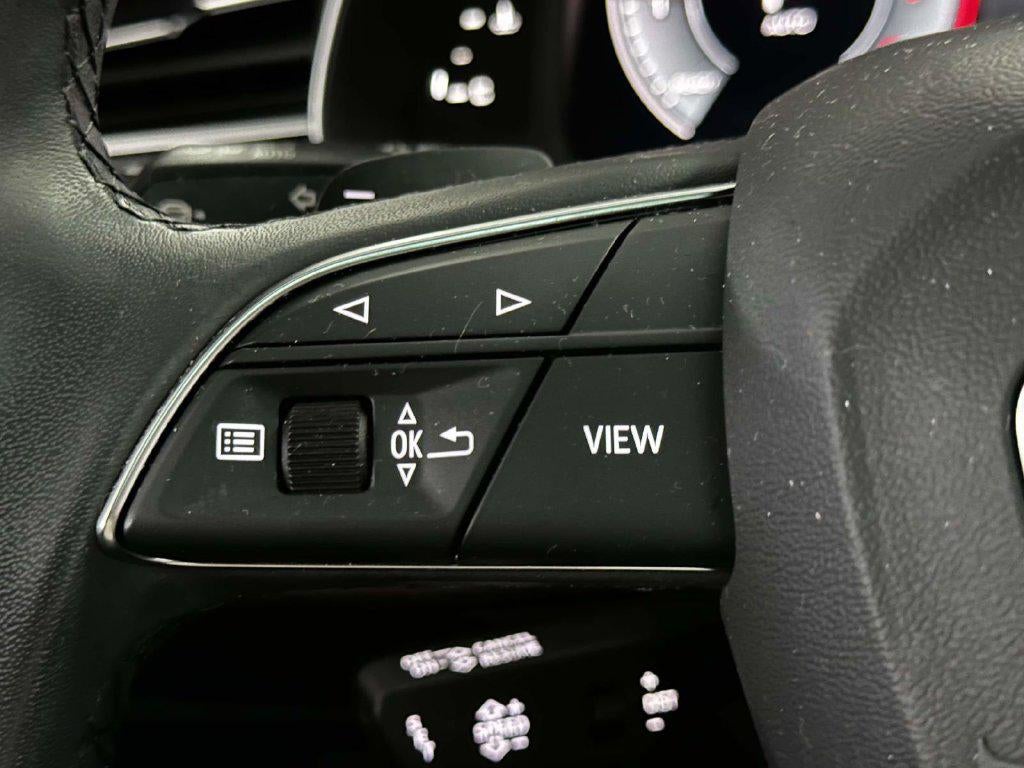 2023 Audi Q8 Premium 55 TFSI quattro Tiptronic