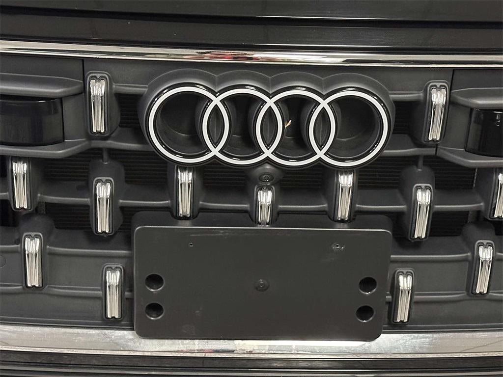 2025 Audi Q8 Premium 55 TFSI quattro