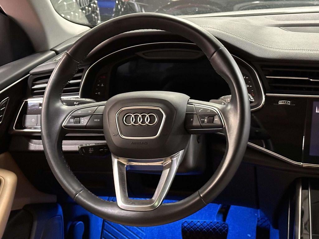 2023 Audi Q8 Premium 55 TFSI quattro Tiptronic