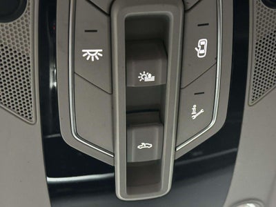 2022 Audi Q8 Premium 55 TFSI quattro Tiptronic