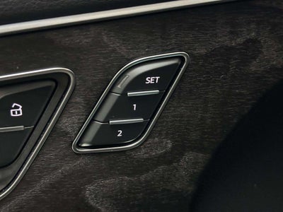 2023 Audi Q8 Premium 55 TFSI quattro Tiptronic