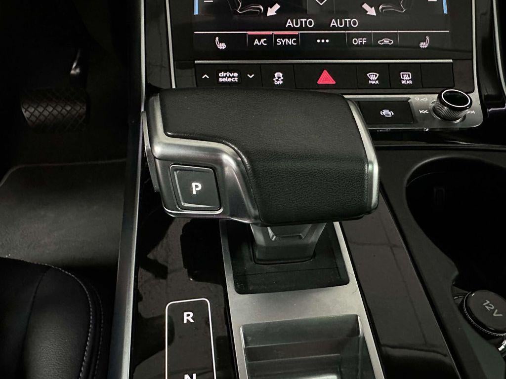 2023 Audi Q8 Premium 55 TFSI quattro Tiptronic