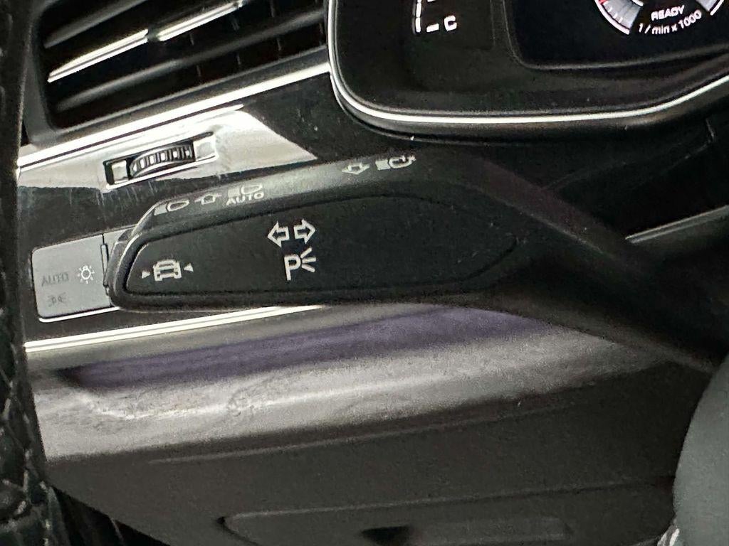 2023 Audi Q8 Premium 55 TFSI quattro Tiptronic