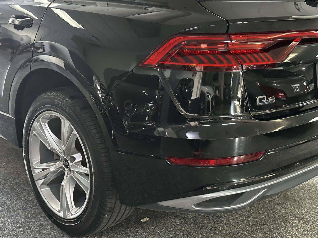 2023 Audi Q8 Premium 55 TFSI quattro Tiptronic