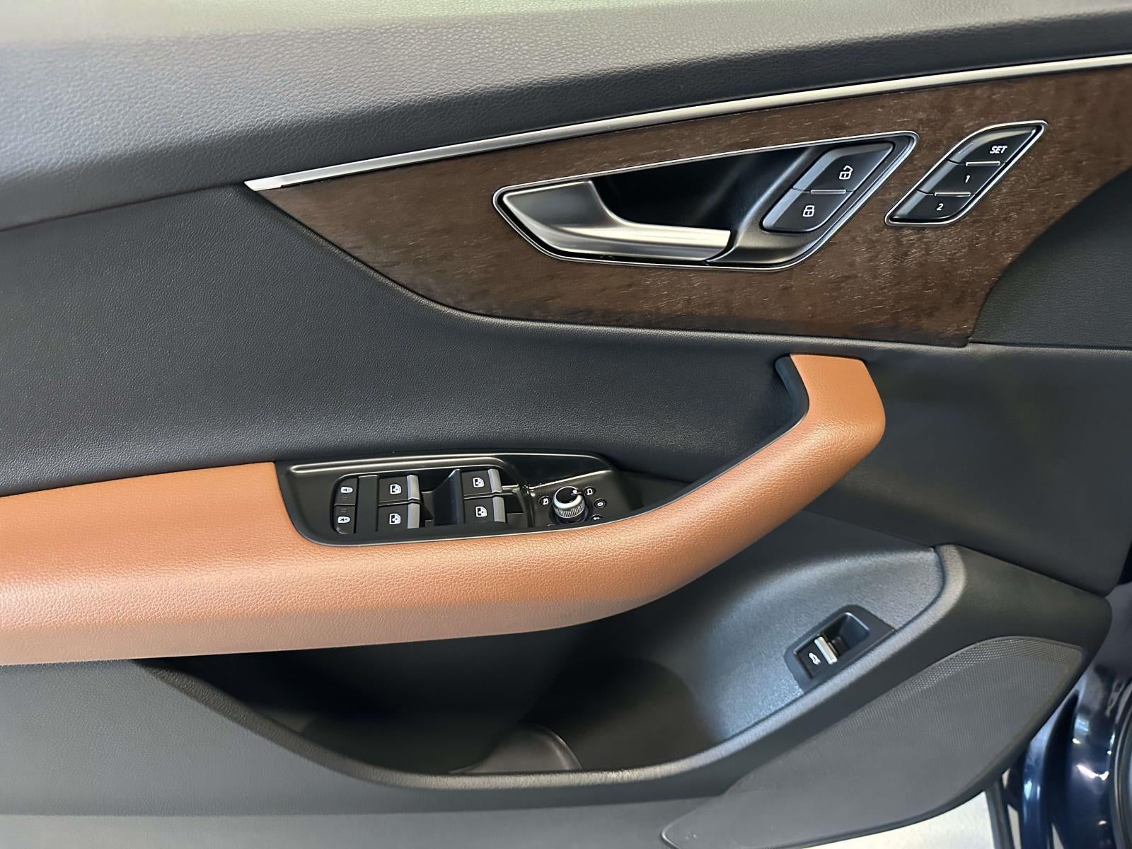 2025 Audi Q7 Premium 55 TFSI quattro Tiptronic