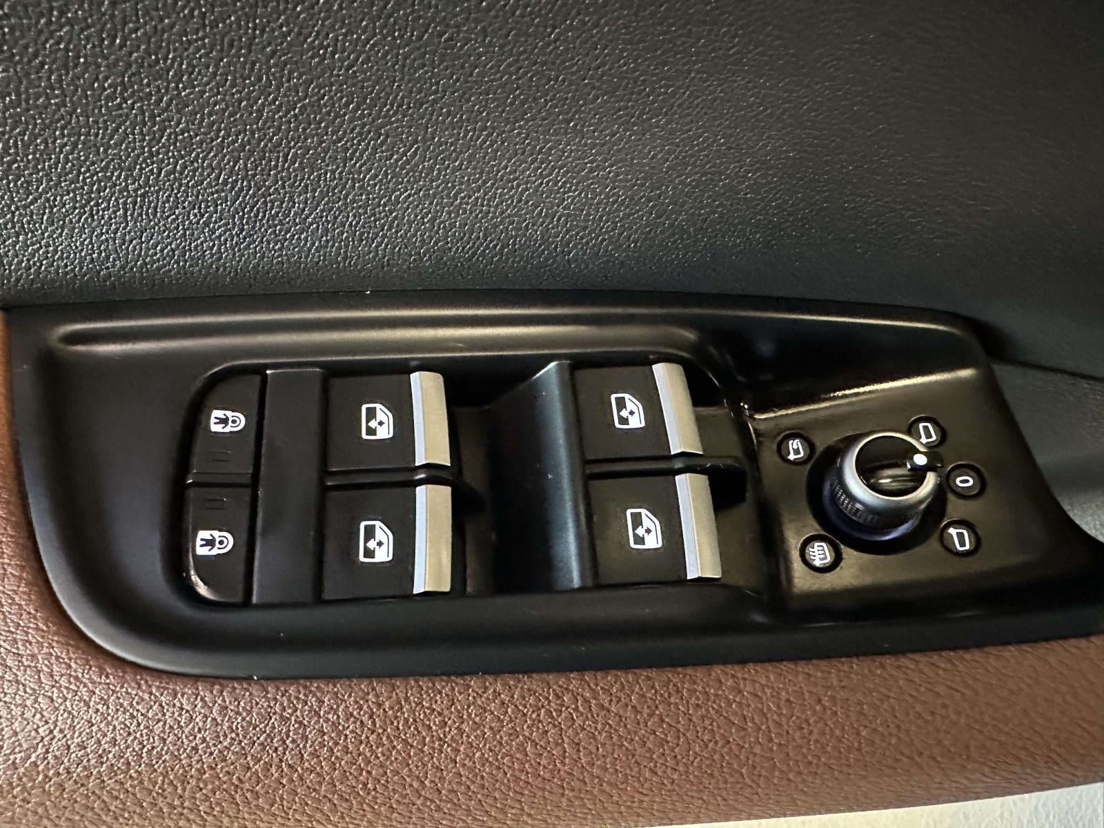 2025 Audi Q7 Premium 55 TFSI quattro Tiptronic