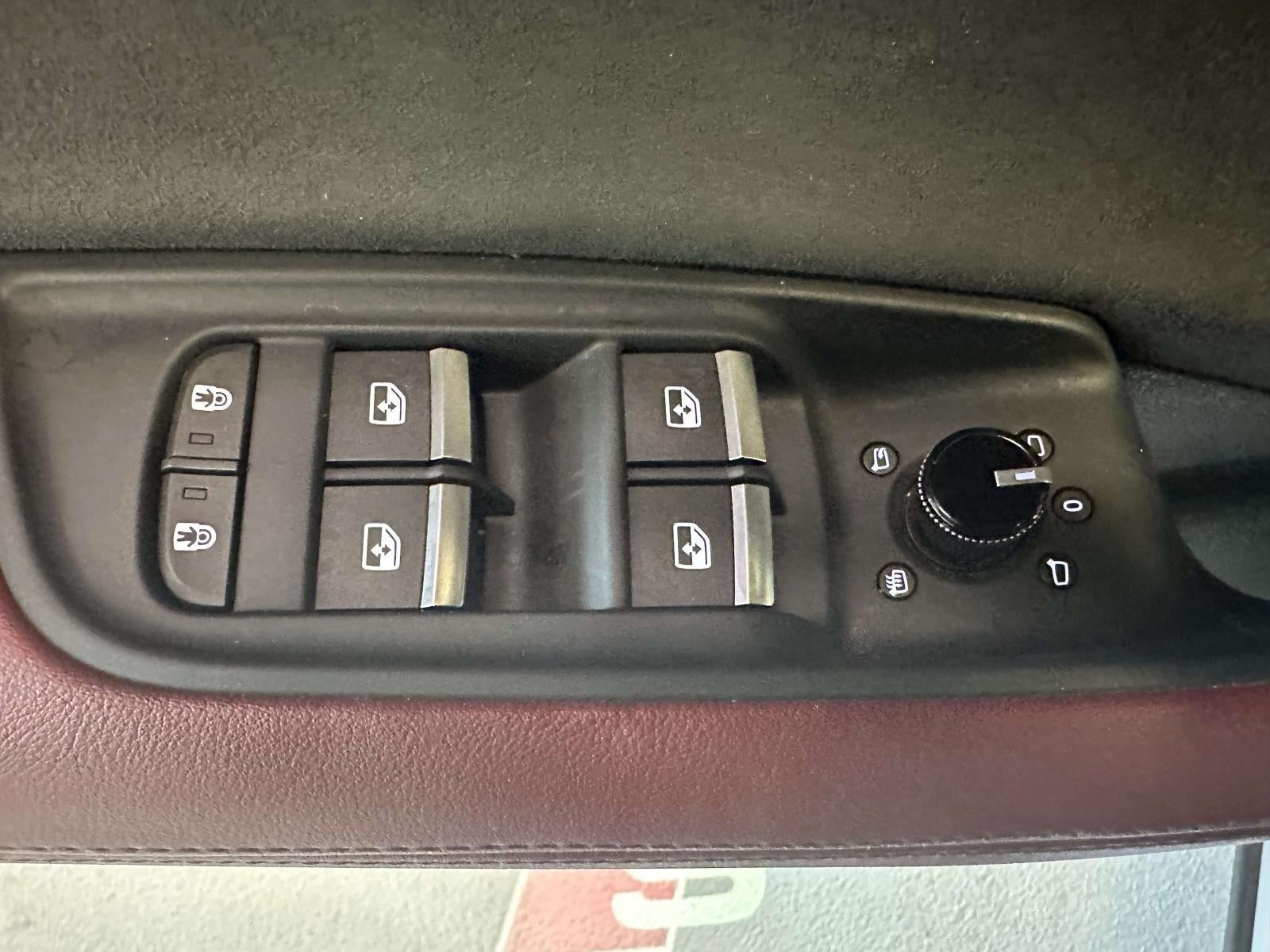 2023 Audi SQ8 Premium Plus TFSI quattro Tiptronic