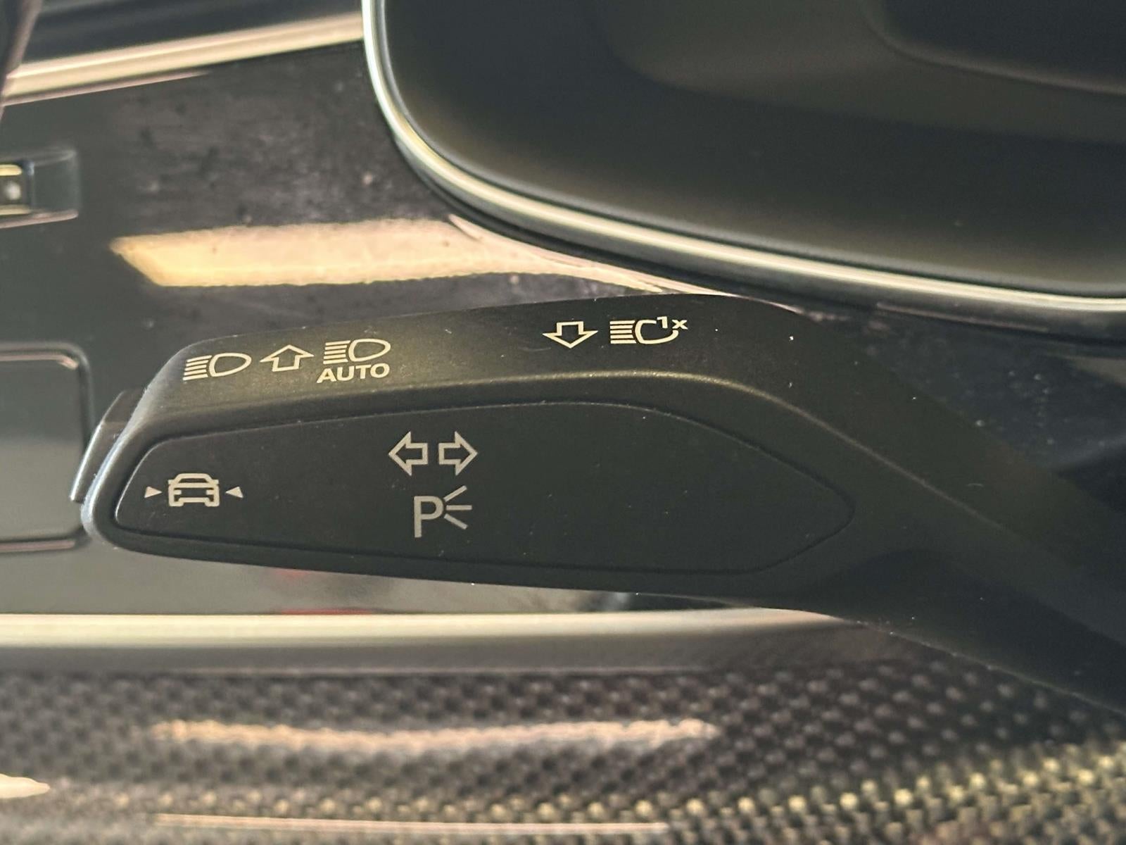 2023 Audi SQ8 Premium Plus TFSI quattro Tiptronic