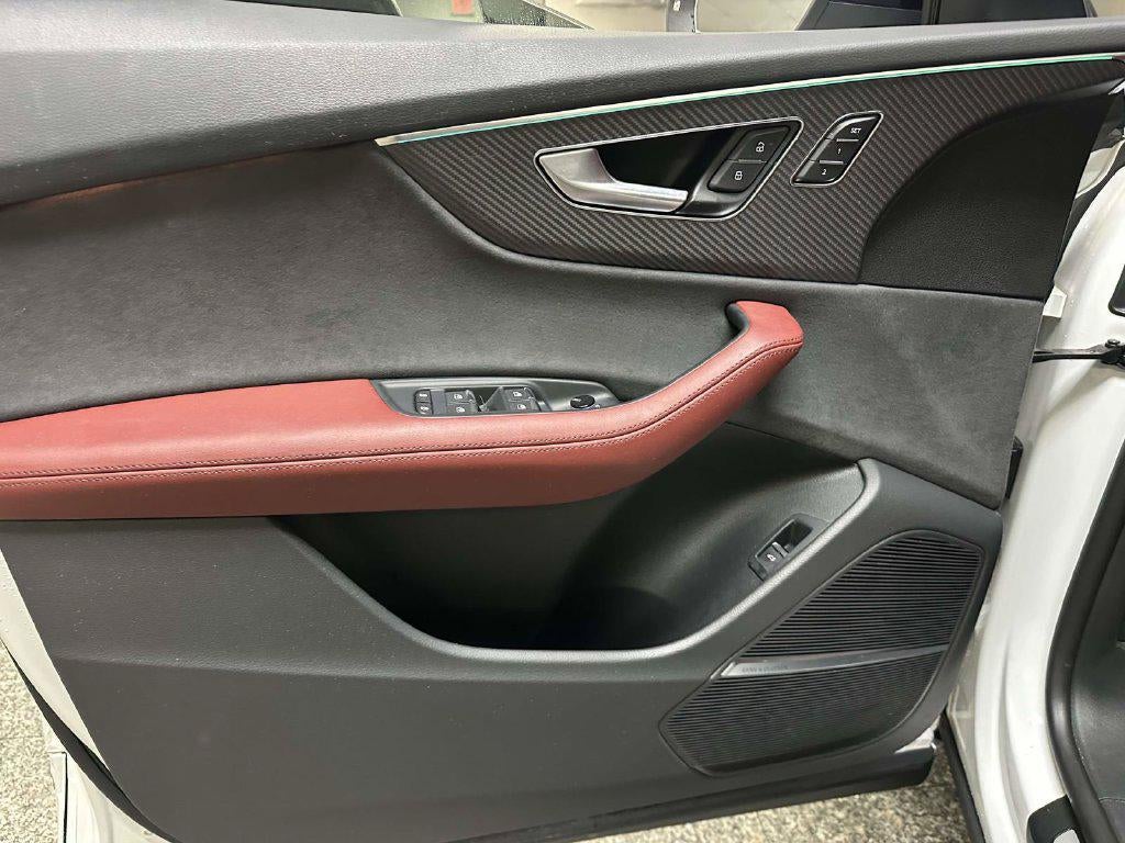 2024 Audi SQ8 Premium Plus 4.0 TFSI quattro