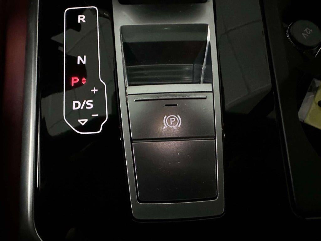 2024 Audi SQ8 Premium Plus 4.0 TFSI quattro