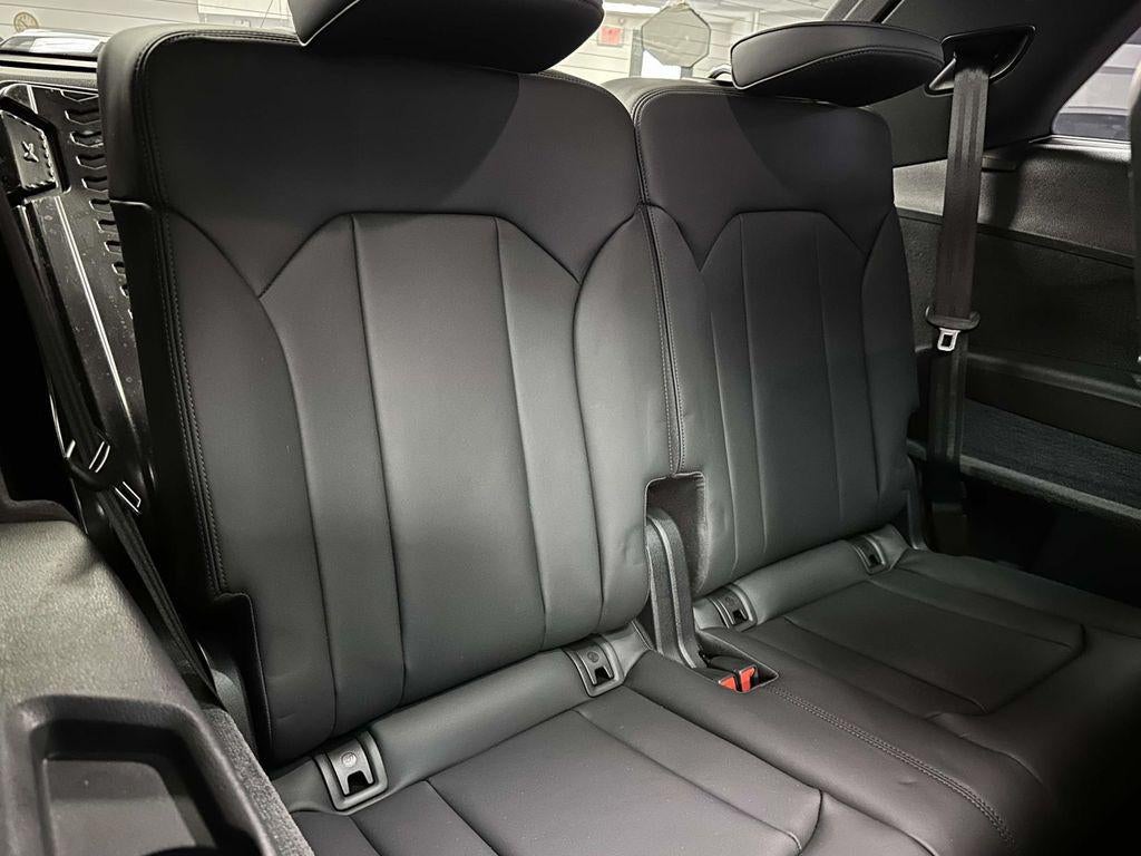 2025 Audi SQ7 Premium Plus TFSI quattro Tiptronic
