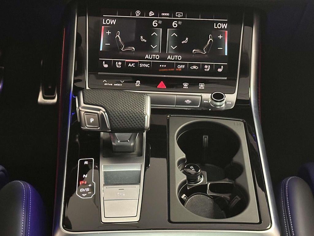 2025 Audi SQ7 Premium Plus TFSI quattro Tiptronic