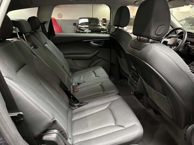 2024 Audi Q7 Premium 55 TFSI quattro Tiptronic
