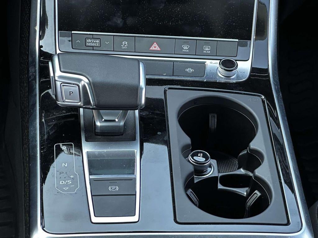 2023 Audi Q7 Premium 55 TFSI quattro Tiptronic