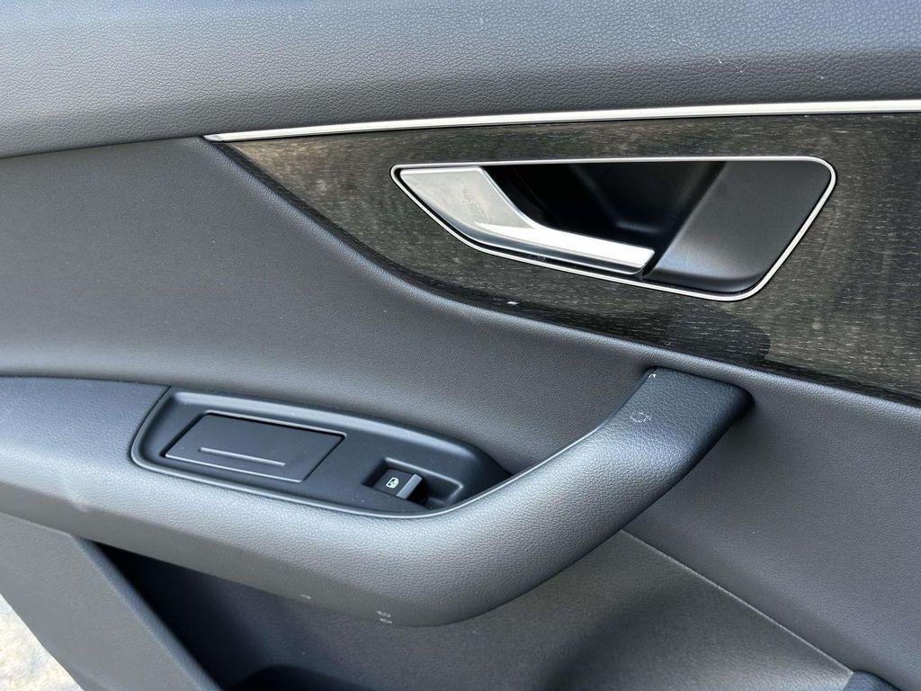 2023 Audi Q7 Premium 55 TFSI quattro Tiptronic