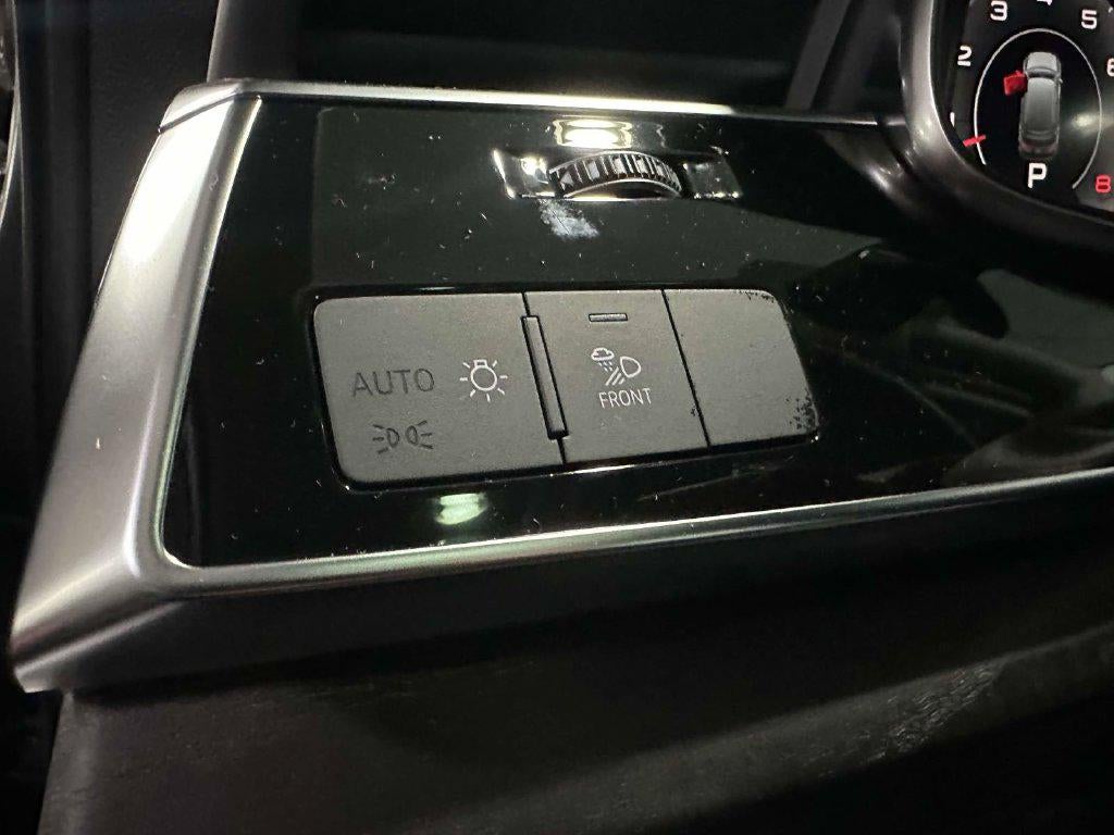 2023 Audi Q7 Premium 55 TFSI quattro Tiptronic