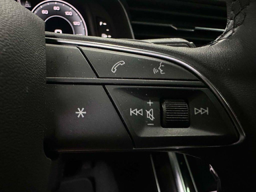 2023 Audi Q7 Premium 55 TFSI quattro Tiptronic