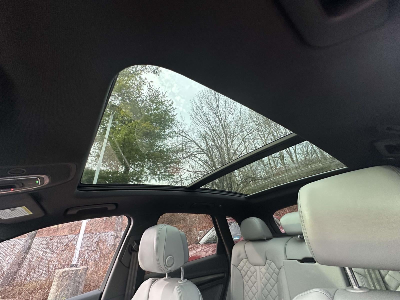 2025 Audi SQ5 Premium Plus TFSI quattro Tiptronic