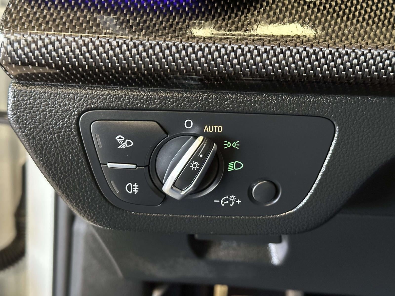 2025 Audi SQ5 Premium Plus TFSI quattro Tiptronic