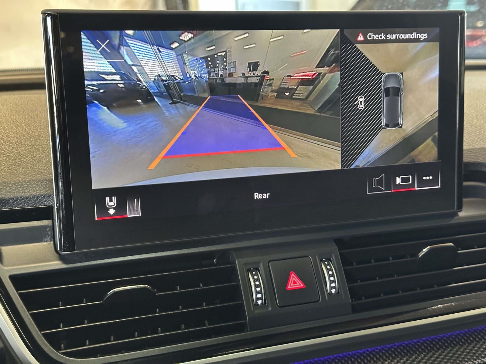 2025 Audi SQ5 Premium Plus TFSI quattro Tiptronic