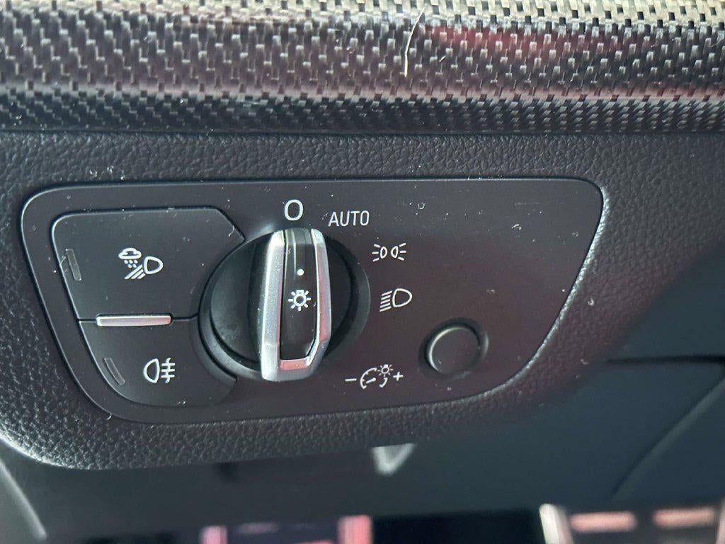 2024 Audi SQ5 Premium Plus TFSI quattro Tiptronic