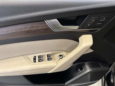 2022 Audi Q5 Premium Plus 40 TFSI quattro S tronic
