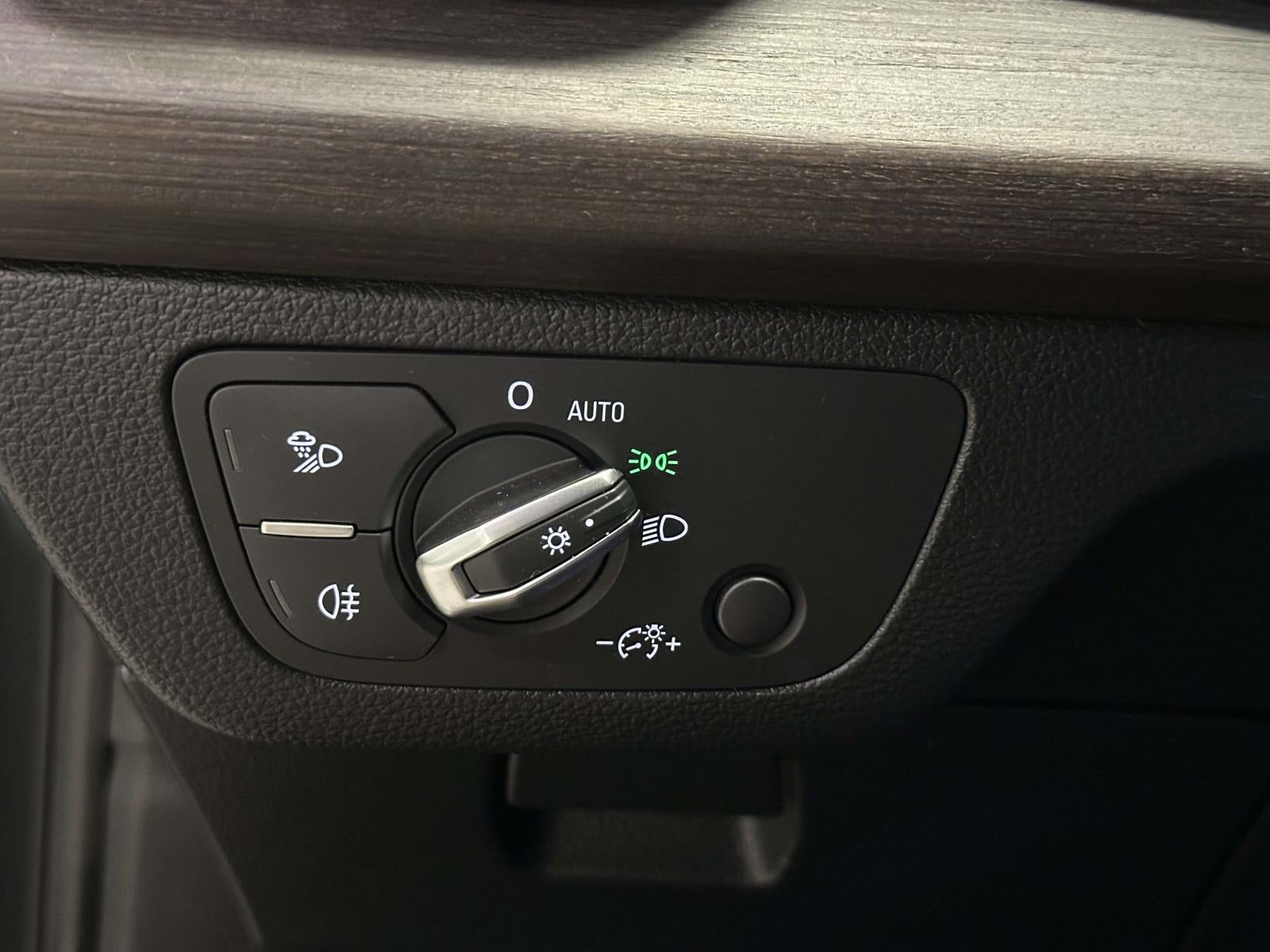 2024 Audi Q5 Premium Plus 40 TFSI quattro S tronic