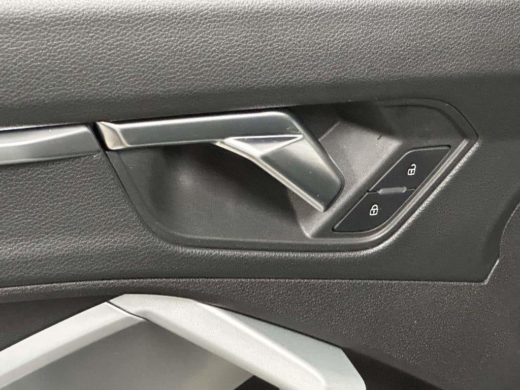 2020 Audi Q3 Premium Plus 45 TFSI quattro Tiptronic