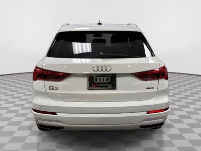 2020 Audi Q3 Premium Plus 45 TFSI quattro Tiptronic
