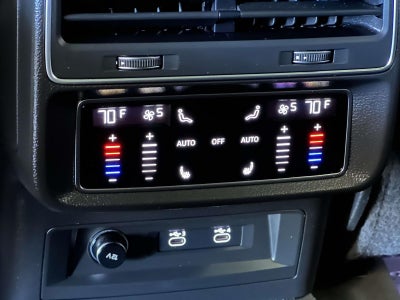 2021 Audi Q8 Premium Plus 55 TFSI quattro Tiptronic