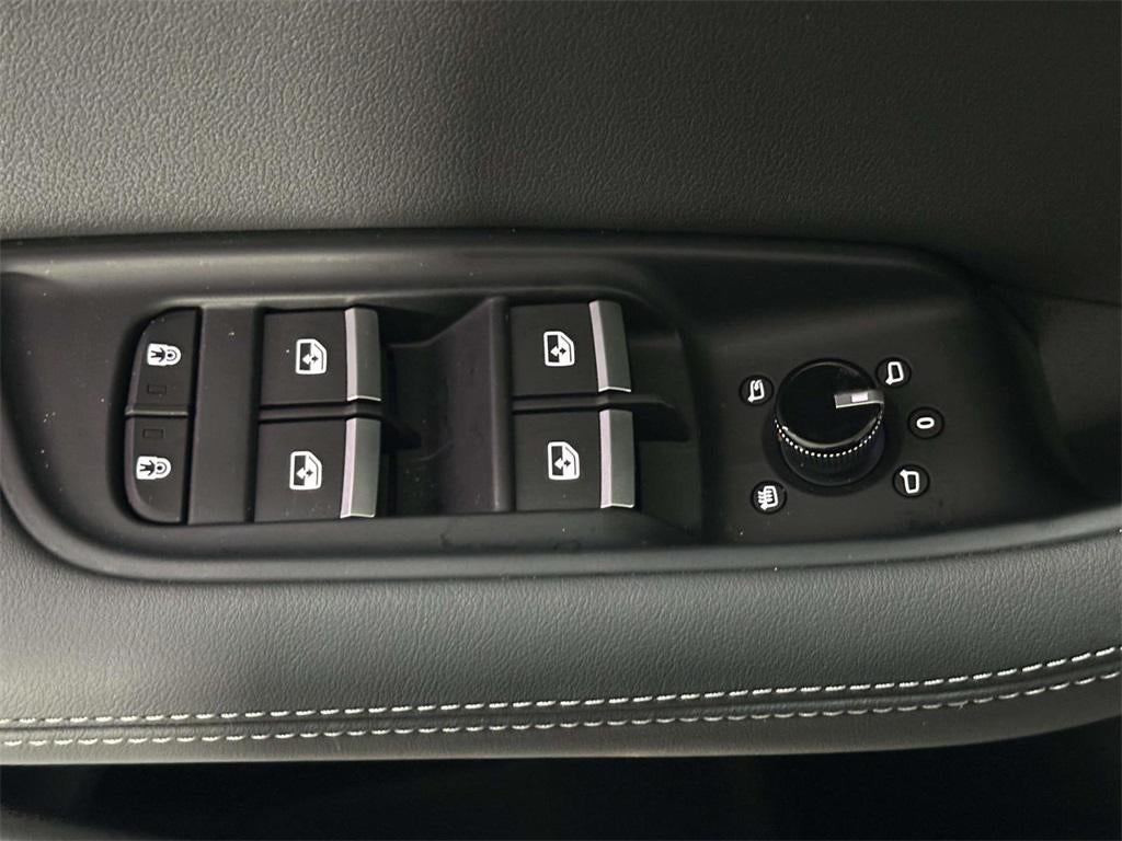 2025 Audi Q8 Premium Plus 55 TFSI quattro