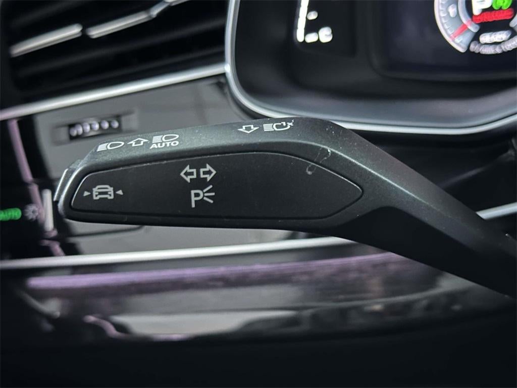 2025 Audi Q8 Premium Plus 55 TFSI quattro